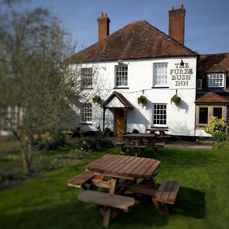 The Furze Bush Inn Newbury  Bagian luar foto